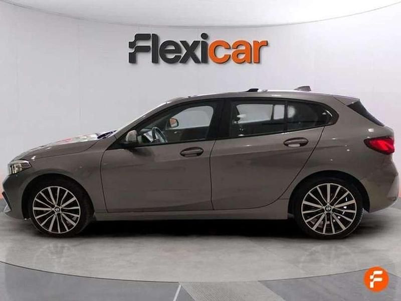 Usado BMW 118 136 CV (100 kW) 2024 Gris Utilitario