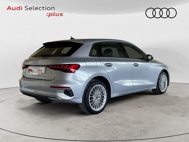 Usado Audi A3 Advanced Plus 116 CV (85 kW) 2023 Gris Berlina