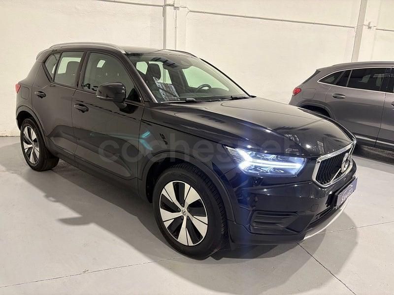 Usado Volvo XC40 Momentum 262 CV (192 kW) 2020 Negro SUV