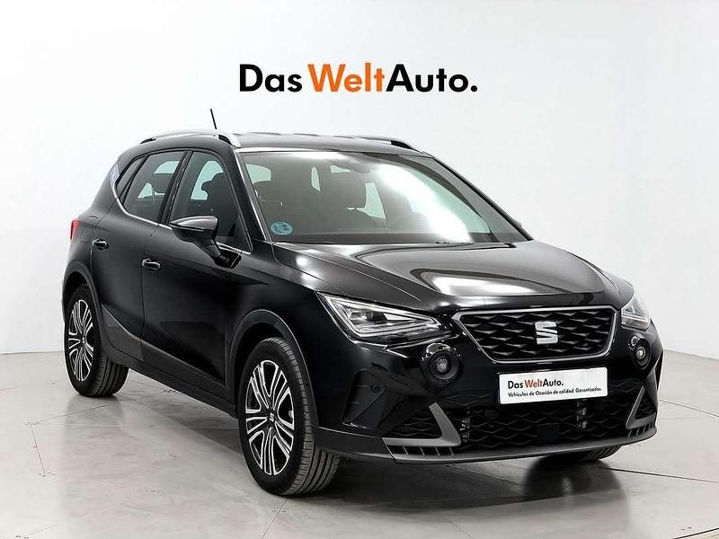 Negro Usado 2024 Seat Arona FR SUV | 19.990 € (Precio justo) - Imagen 1/4