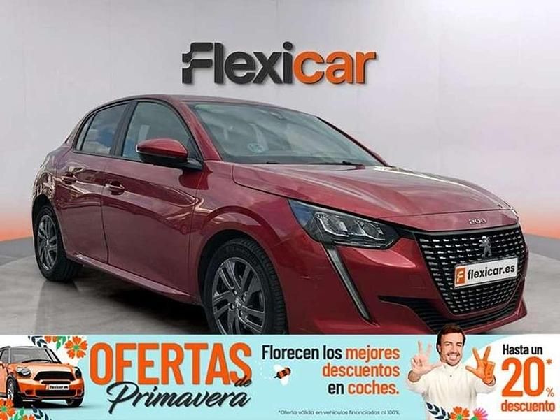 Usado Peugeot 208 Active 102 CV (75 kW) 2021 Rojo Utilitario