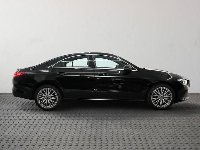 Usado Mercedes CLA250e 218 CV (160 kW) 2022 Negro Berlina
