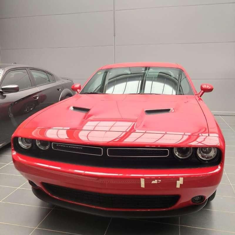 Rojo Usado 2022 Dodge Challenger SXT Coupe | 45.990 € (Caro) - Imagen 1/4