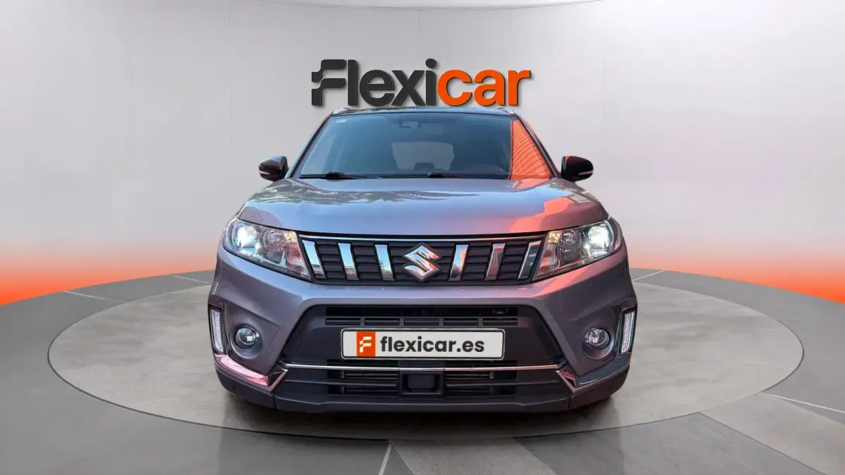 Usado Suzuki Vitara GLX 140 CV (102 kW) 2019 Gris SUV