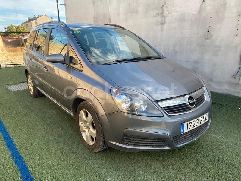 Gris / plata Usado 2006 Opel Zafira Cosmo Monovolumen | 3999 € (Buen precio) - Imagen 1/4