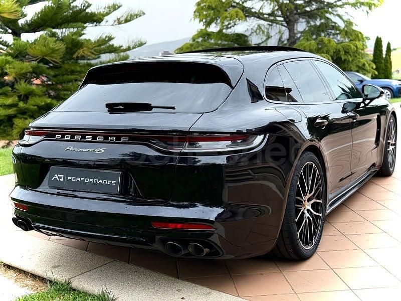 Usado Porsche Panamera Sport Turismo 560 CV (411 kW) 2021 Negro Familiar