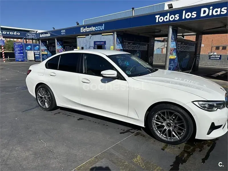 Usado BMW 318 150 CV (110 kW) 2020 Blanco Berlina