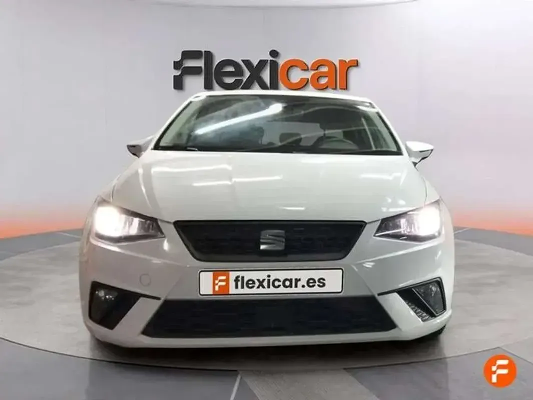 Usado Seat Ibiza Reference 80 CV (58 kW) 2022 Blanco Utilitario