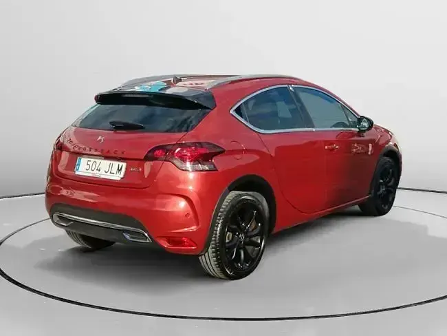Usado DS Automobiles DS4 Crossback 165 CV (121 kW) 2016 Naranja SUV