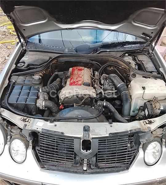 Usado Mercedes CLK200 Elegance 136 CV (100 kW) 1998 Gris / plata Coupe