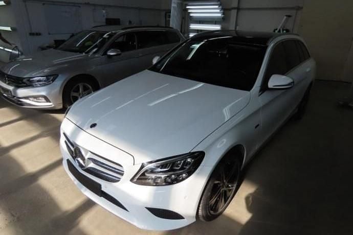 Usado 2020 Mercedes C300 Berlina | 25.850 € (Super precio) - Imagen 1/4