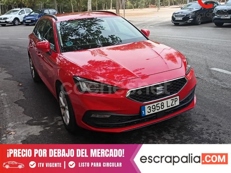 Rojo Usado 2022 Seat Leon Reference Familiar | 11.200 € (Buen precio) - Imagen 1/4
