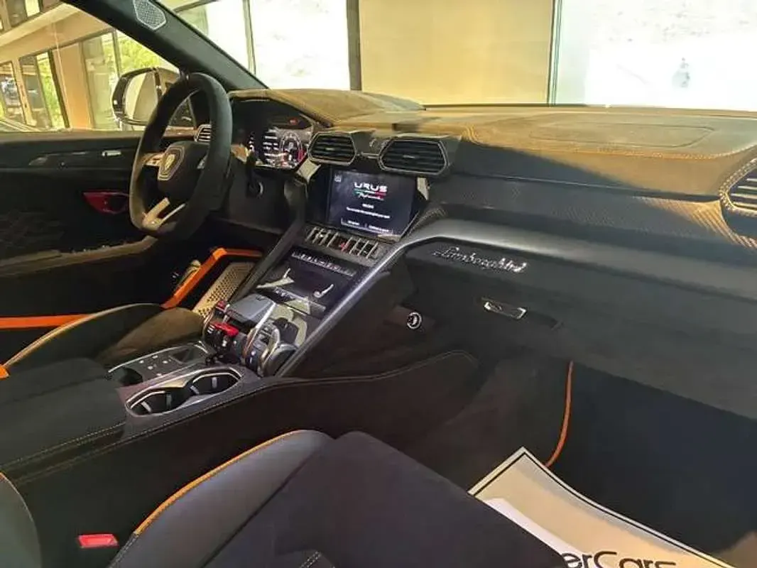 Usado Lamborghini Urus 650 CV (478 kW) 2024 Verde SUV