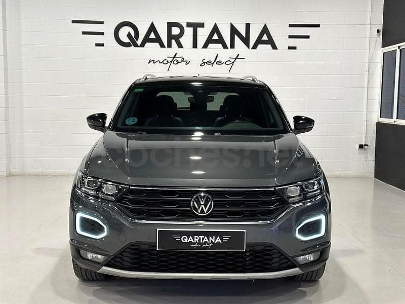 Usado VW T-Roc Sportline 150 CV (110 kW) 2021 Gris / plata SUV