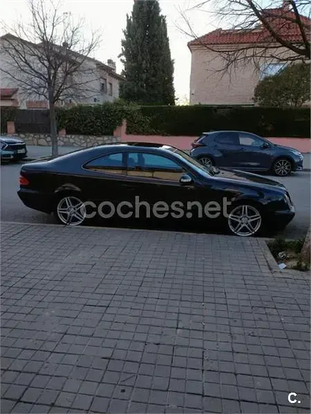 Usado Mercedes CLK230 Avantgarde 197 CV (144 kW) 2002 Azul Coupe