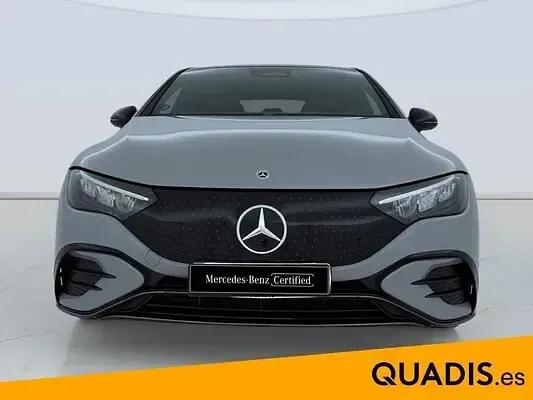 Usado Mercedes EQE350 214 kW (292 CV) 2023 Manufaktur gris alpino Berlina
