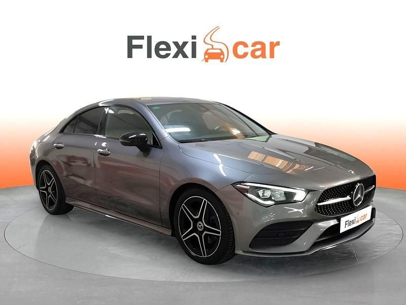 Usado Mercedes CLA180 136 CV (100 kW) 2019 Gris Berlina