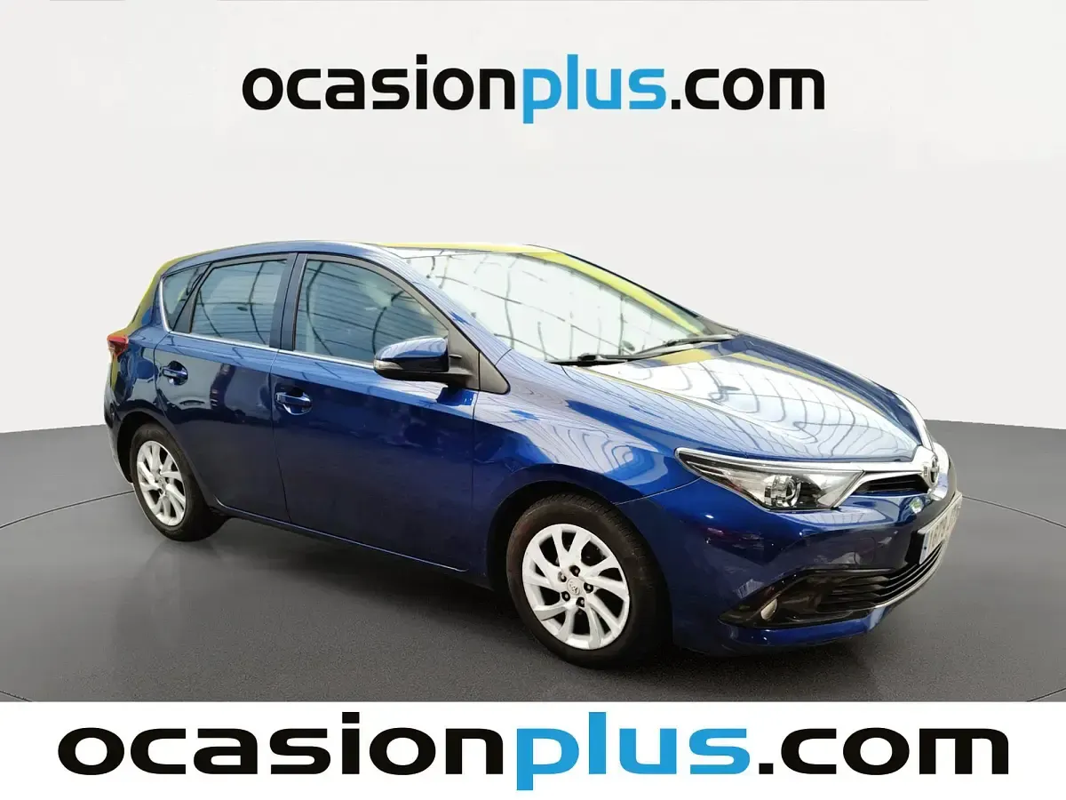 Usado Toyota Auris Active 90 CV (66 kW) 2016 Azul Utilitario