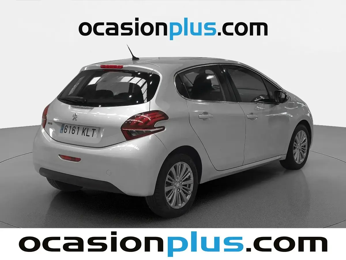 Usado Peugeot 208 Allure 110 CV (80 kW) 2018 Gris Utilitario