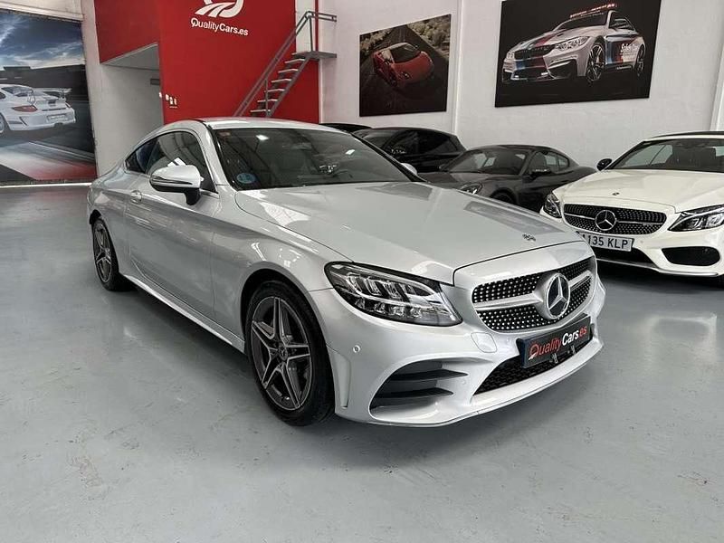 Usado Mercedes C200 184 CV (135 kW) 2020 Gris Coupe