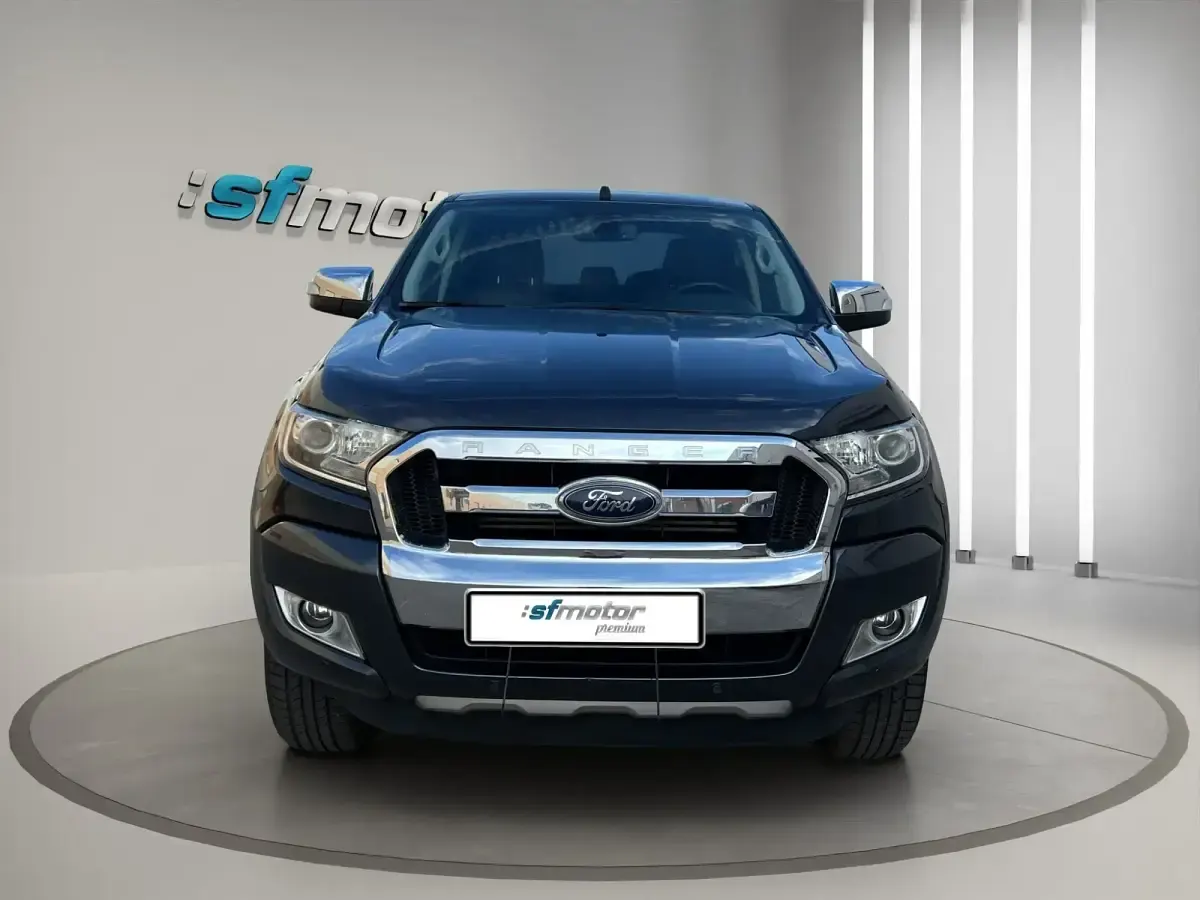 Usado Ford Ranger Wildtrack 200 CV (147 kW) 2018 Azul Pickup/Camioneta