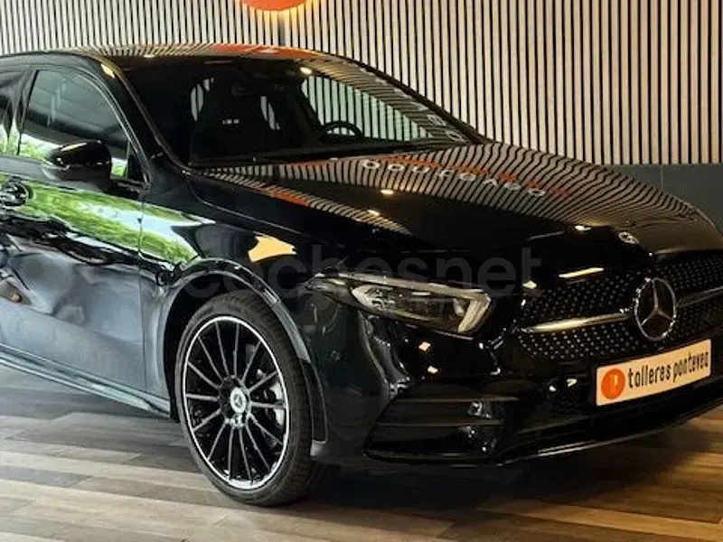 Usado Mercedes A250 218 CV (160 kW) 2021 Negro Berlina