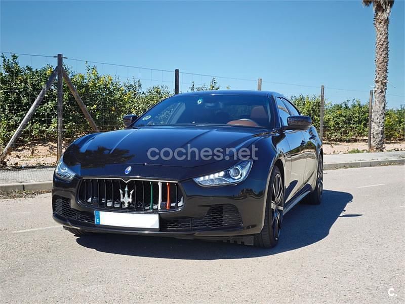 Usado Maserati Ghibli 275 CV (202 kW) 2014 Azul Berlina