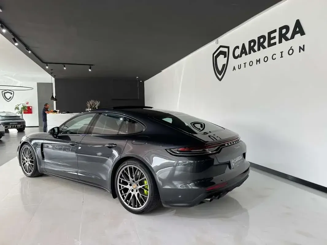 Usado Porsche Panamera 4 462 CV (339 kW) 2022 Gris Berlina