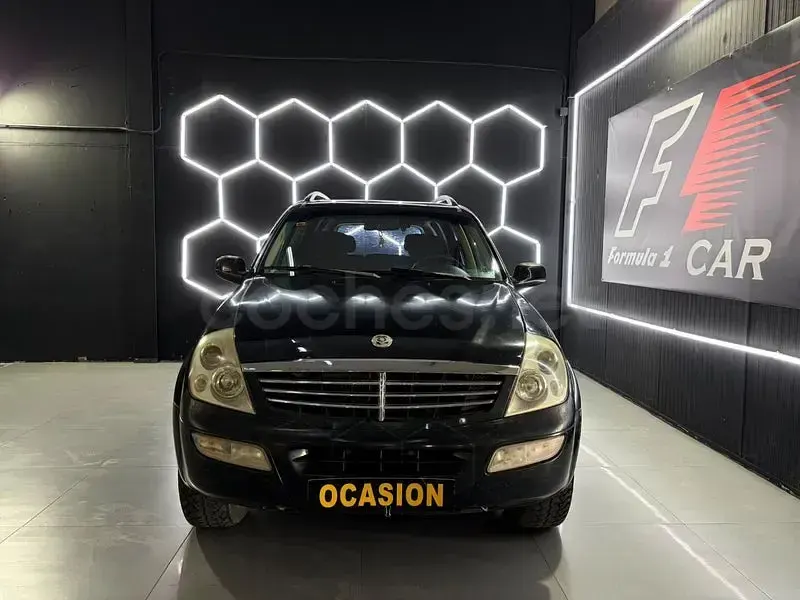 Usado SsangYong Rexton 163 CV (119 kW) 2005 Negro SUV