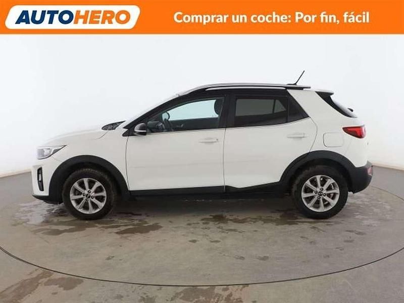 Usado Kia Stonic 85 CV (62 kW) 2018 Blanco SUV