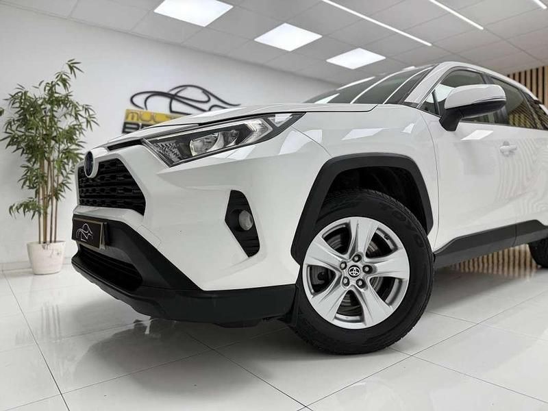 Usado Toyota RAV4 Hybrid Business Edition 222 CV (163 kW) 2020 Blanco SUV