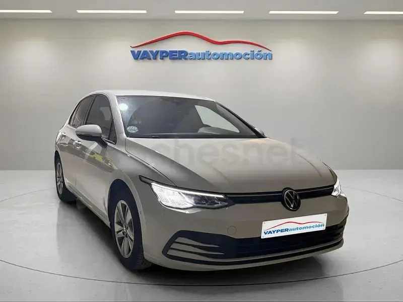 Usado VW Golf VIII 110 CV (80 kW) 2021 Blanco Berlina