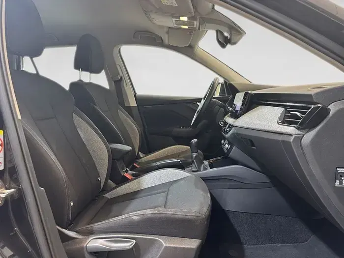 Usado Skoda Kamiq Selection 116 CV (85 kW) 2025 Negro SUV