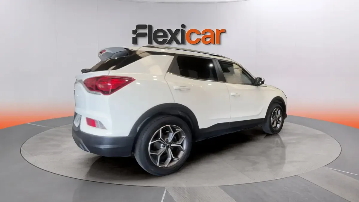 Usado SsangYong Korando 163 CV (119 kW) 2024 Blanco SUV