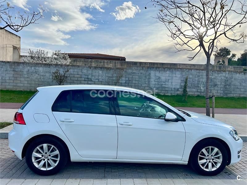Usado VW Golf VII Edition 110 CV (80 kW) 2015 Blanco Berlina