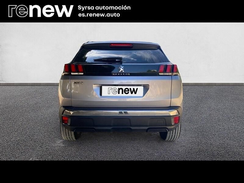 Usado Peugeot 3008 Allure 130 CV (95 kW) 2018 Gris SUV