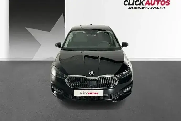 Usado Skoda Fabia Selection 115 CV (84 kW) 2025 Plata Utilitario
