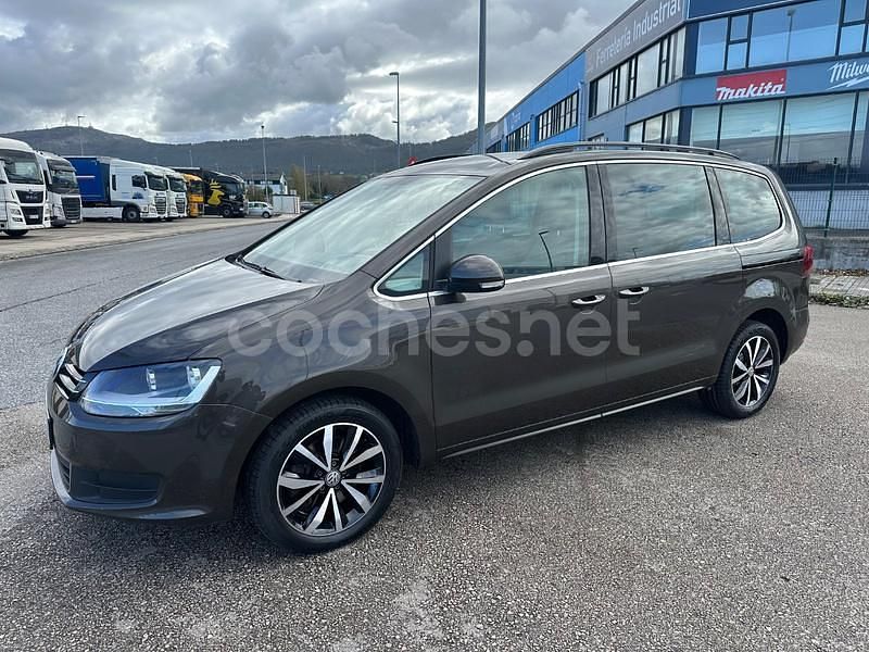Usado VW Sharan Edition 150 CV (110 kW) 2016 Beige Monovolumen