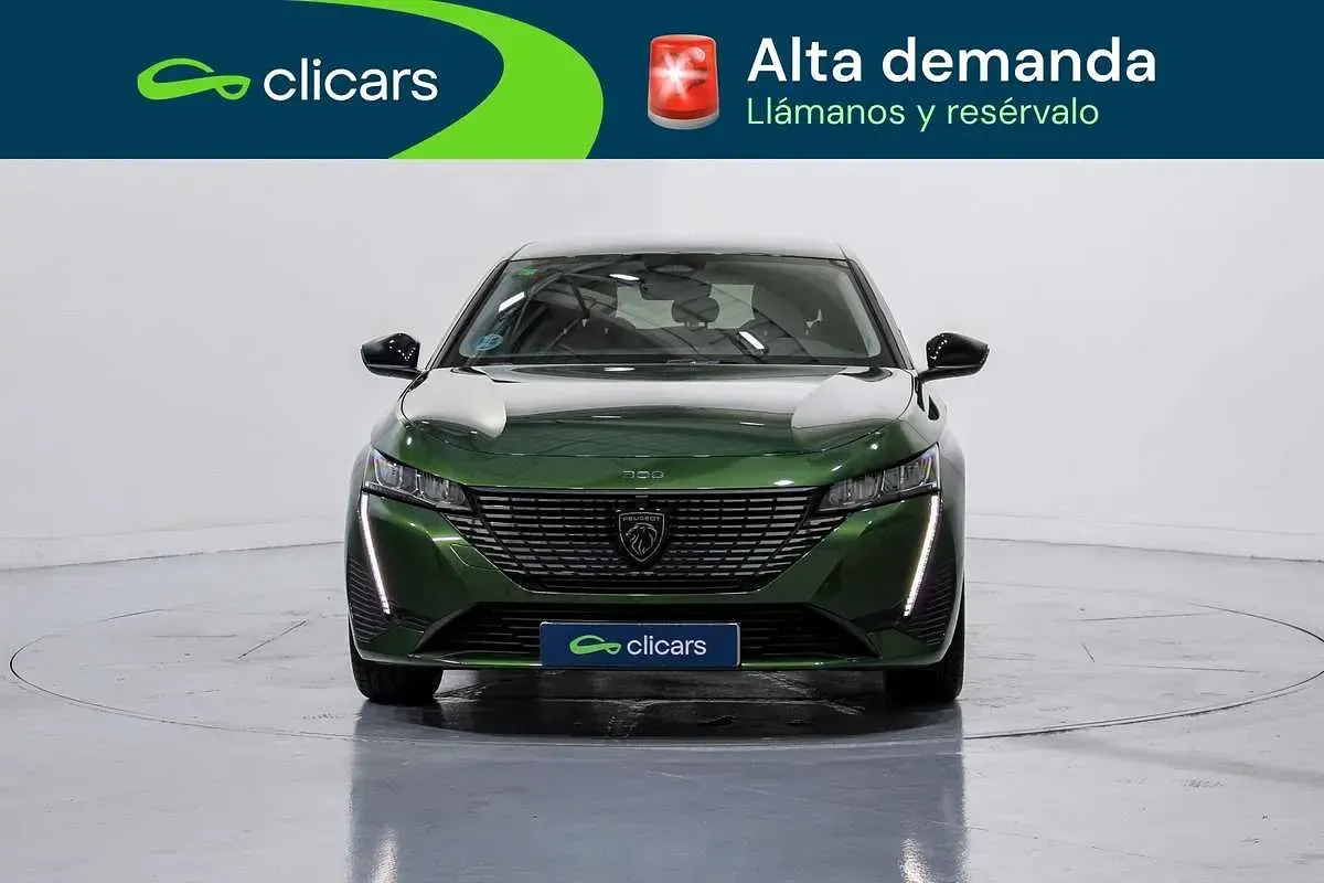 Usado Peugeot 308 Allure 131 CV (96 kW) 2022 Verde Utilitario