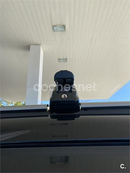 Blanco Usado 2021 Mahindra XUV500 SUV | 16.500 € - Imagen 1/4