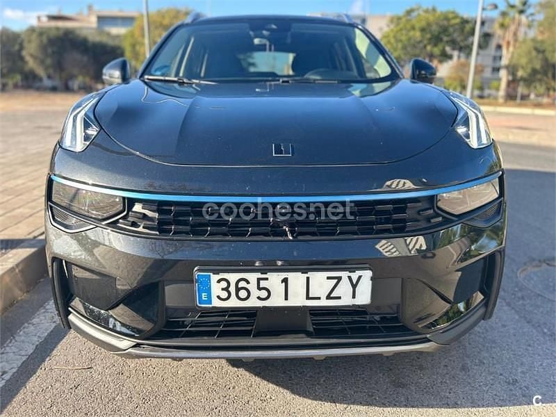 Negro Usado 2022 Lynk & Co 01 SUV | 24.500 € (Precio justo) - Imagen 1/4