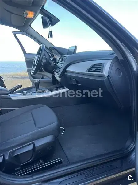 Usado BMW 116 Sport Line 116 CV (85 kW) 2012 Gris / plata Utilitario
