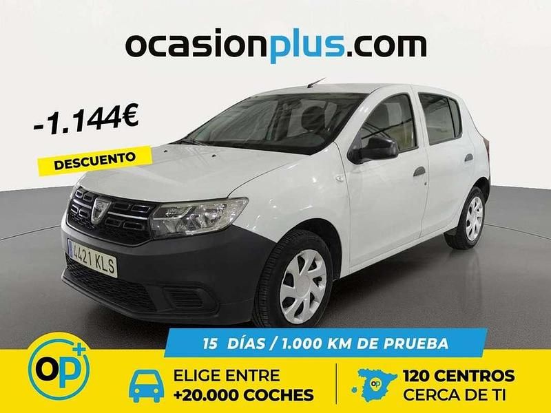 Usado Dacia Sandero Base 75 CV (55 kW) 2018 Blanco Utilitario