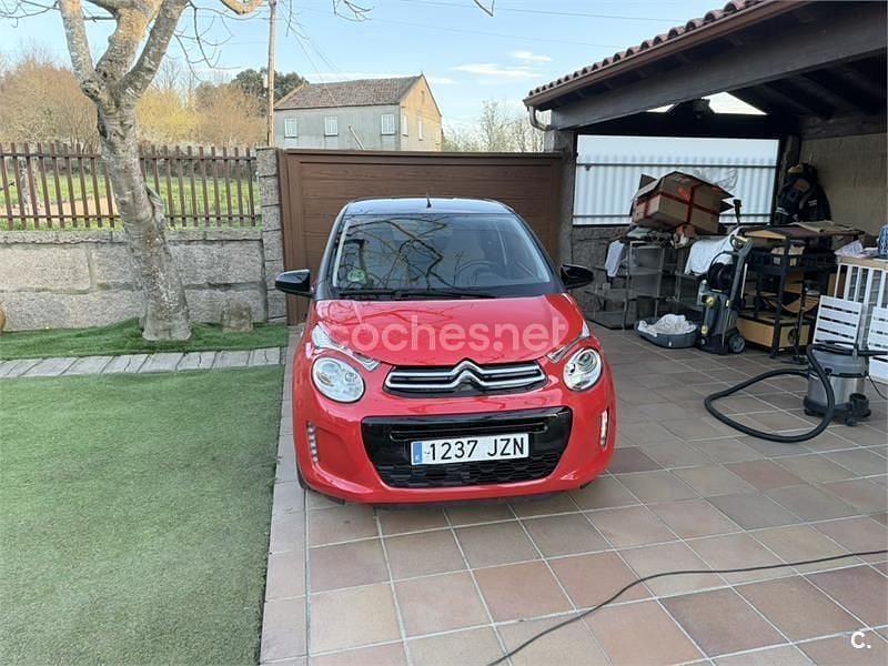 Usado Citroën C1 69 CV (50 kW) 2017 Rojo Utilitario
