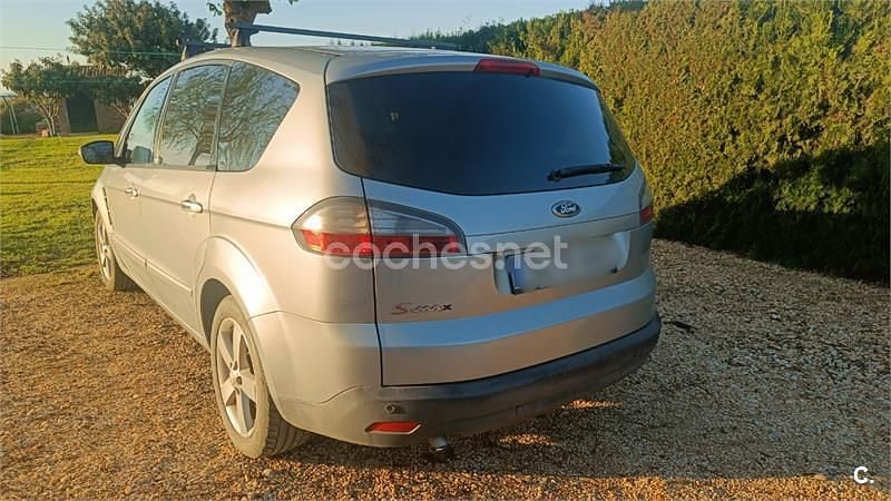 Usado Ford S-MAX Titanium 140 CV (102 kW) 2008 Gris / plata Monovolumen