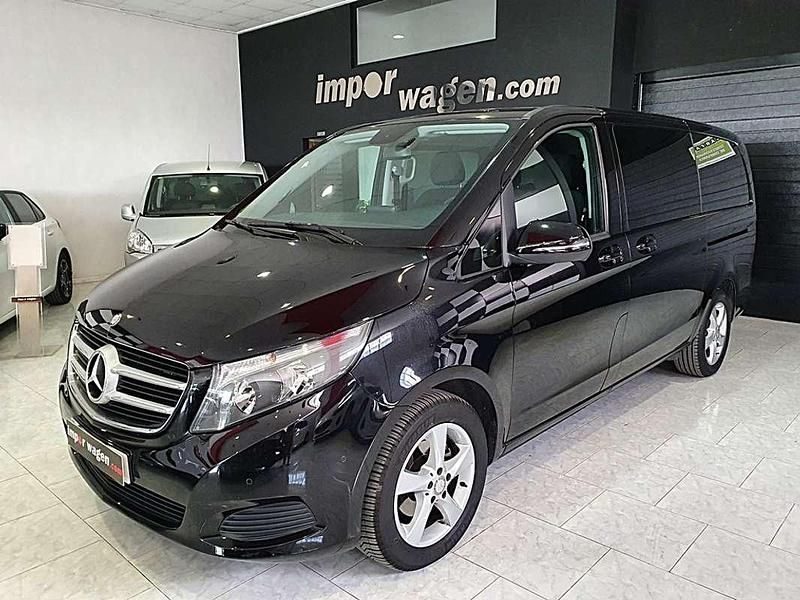 Negro Usado 2017 Mercedes V220 Avantgarde Monovolumen | 37.900 € (Buen precio) - Imagen 1/4