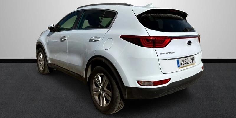 Usado Kia Sportage 132 CV (97 kW) 2017 Blanco SUV