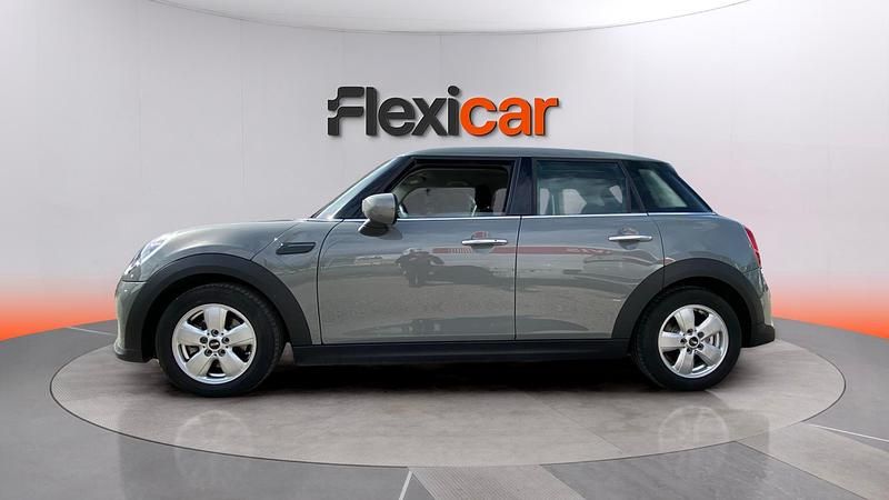 Usado Mini ONE 102 CV (75 kW) 2021 Gris Utilitario