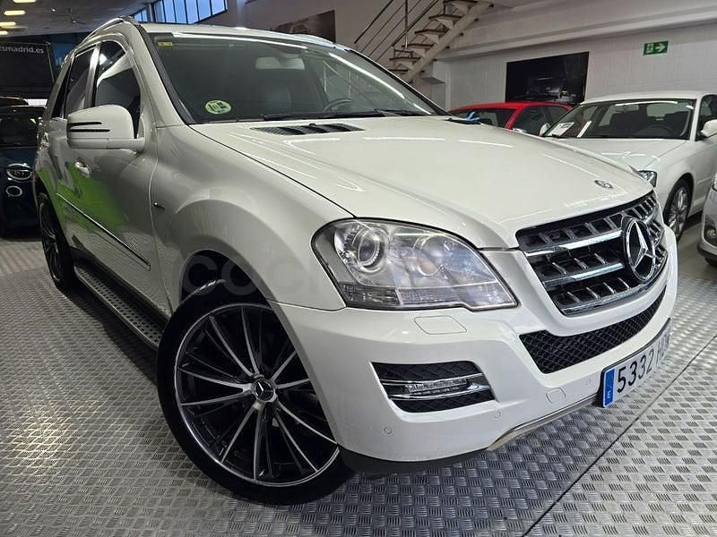 Usado Mercedes ML300 204 CV (150 kW) 2011 Blanco SUV