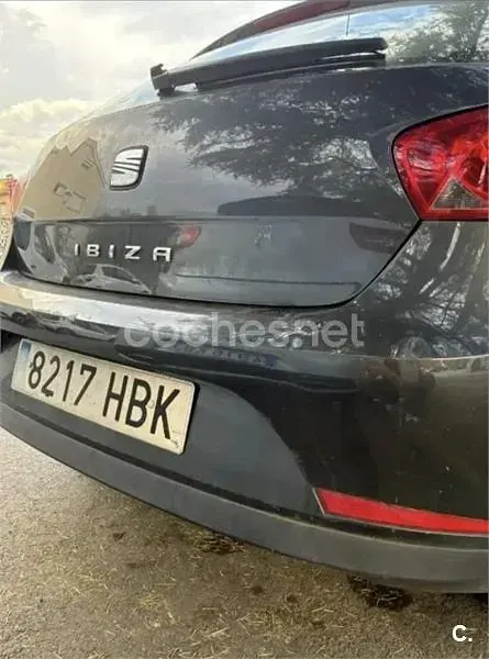 Usado Seat Ibiza Style 105 CV (77 kW) 2011 Gris / plata Berlina